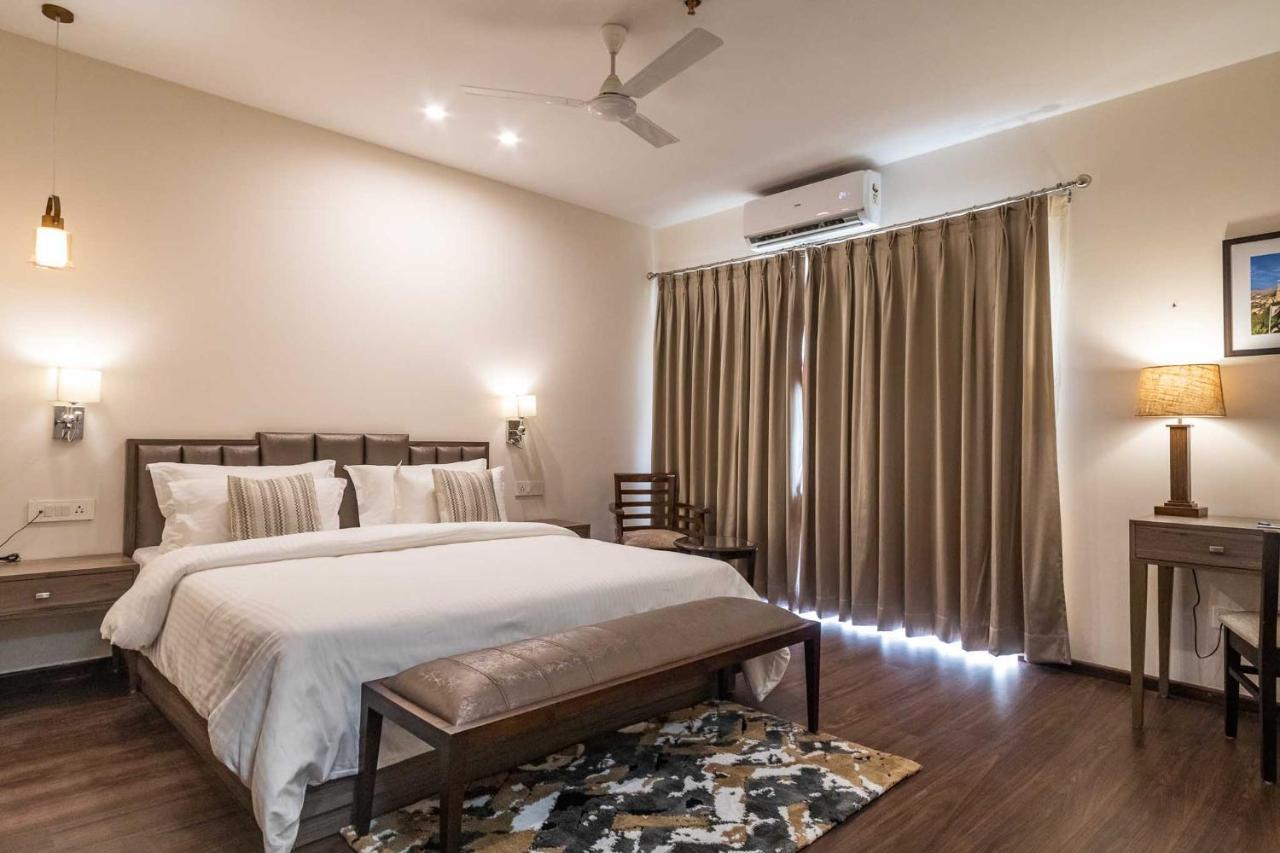 Hotel Alaya Dehradun Ngoại thất bức ảnh