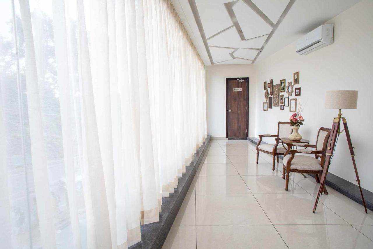 Hotel Alaya Dehradun Ngoại thất bức ảnh