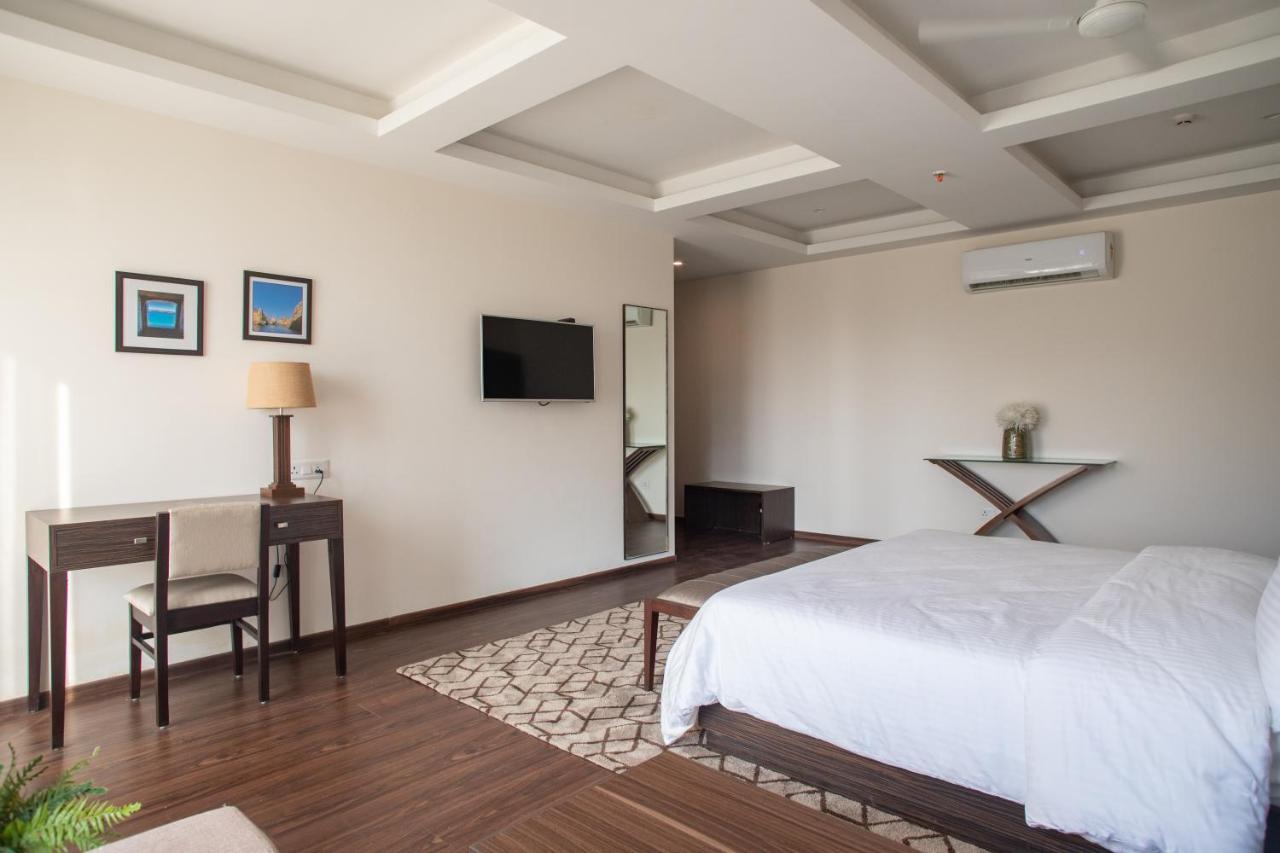 Hotel Alaya Dehradun Ngoại thất bức ảnh