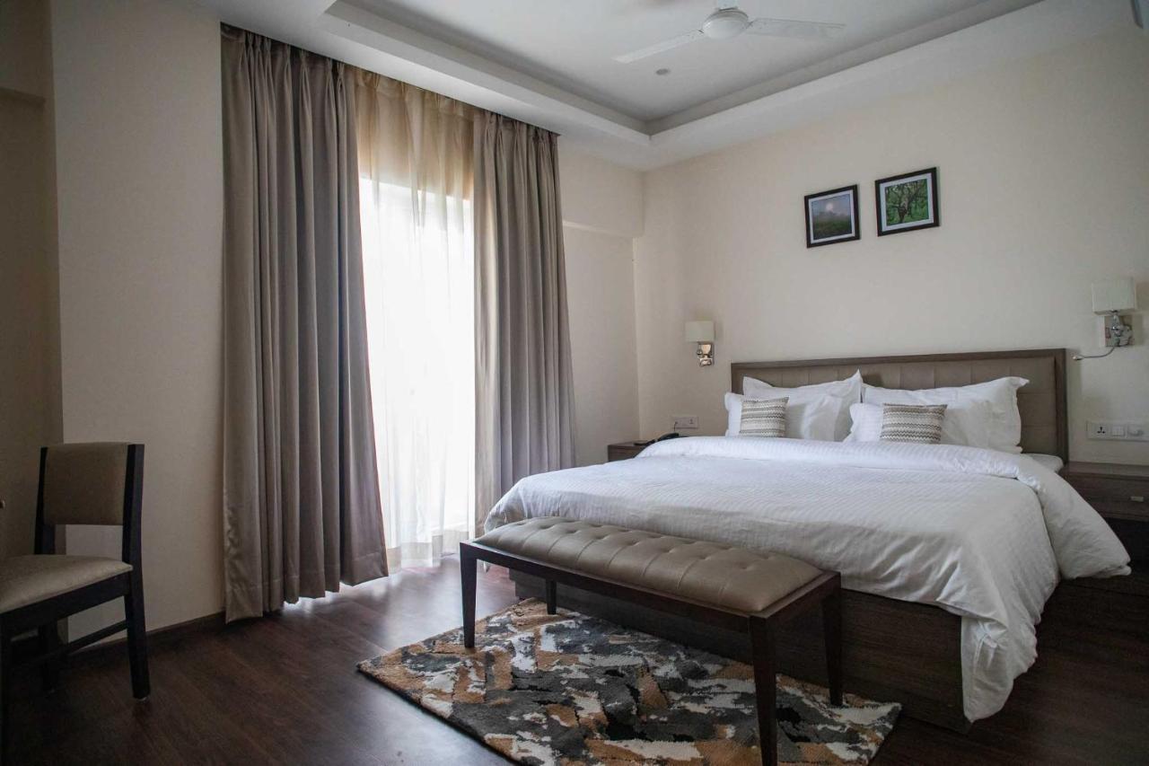 Hotel Alaya Dehradun Ngoại thất bức ảnh